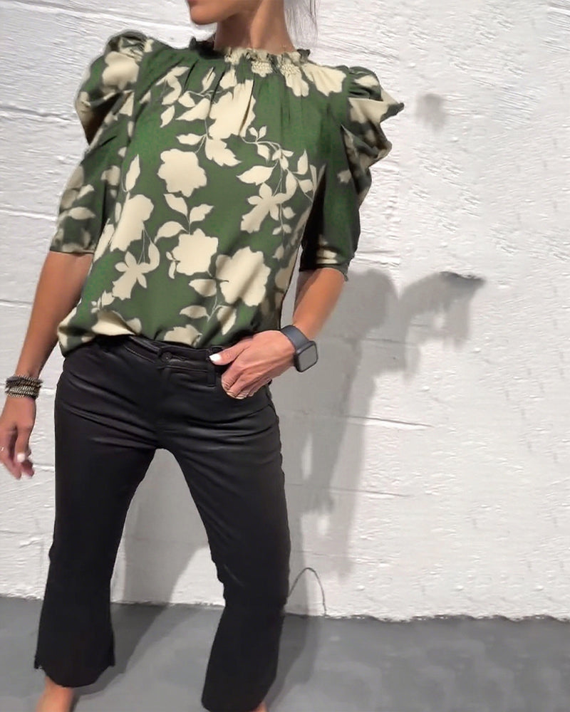Bluse mit Puffärmeln und Rüschen